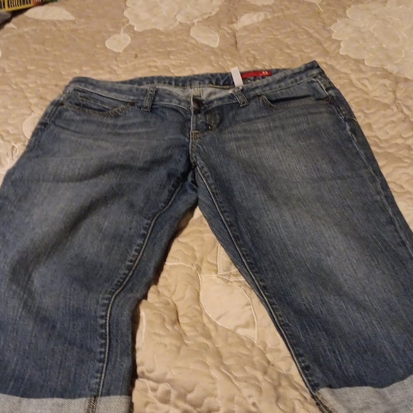 X2 Capri Jeans - Picture 2 of 5